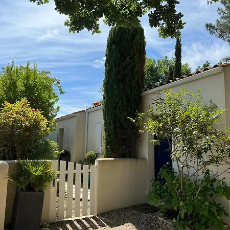 Maison Lumineuse Avec Jardin Holiday home