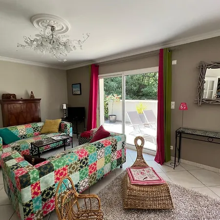 Maison Lumineuse Avec Jardin Holiday home