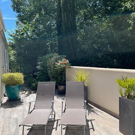 Maison Lumineuse Avec Jardin Holiday home