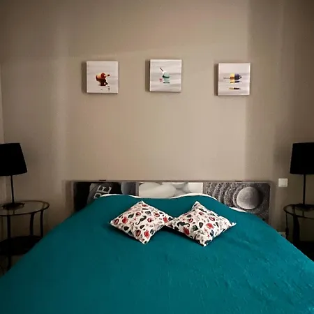 Holiday home Maison Lumineuse Avec Jardin
