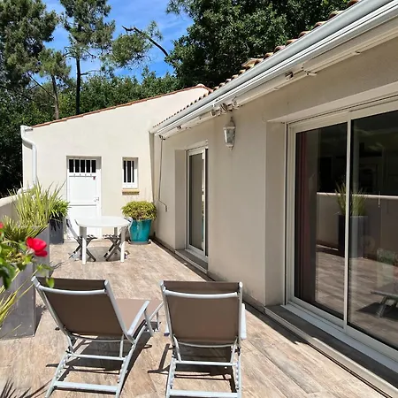 Maison Lumineuse Avec Jardin Holiday home Le Chateau-d'Oleron